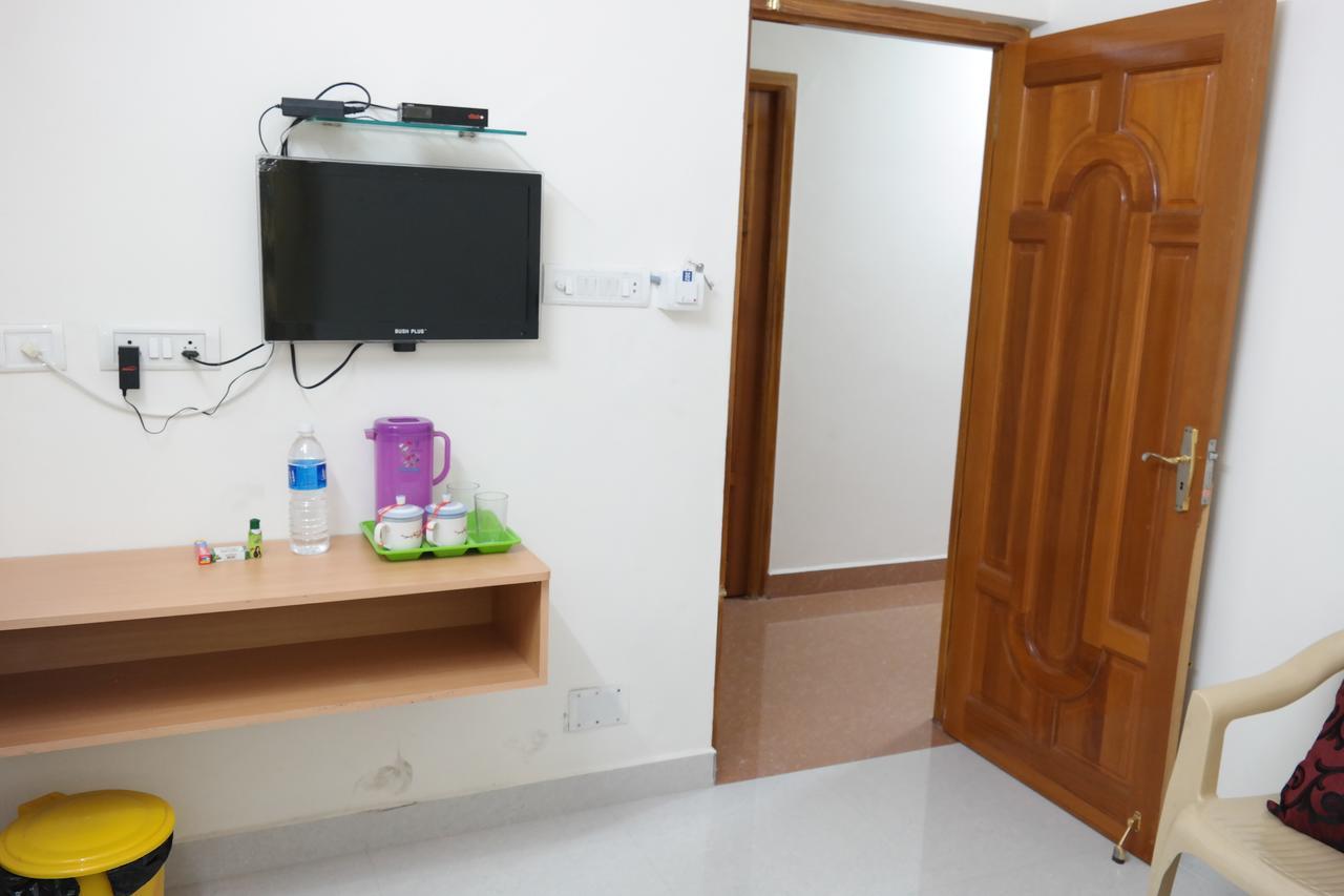 Sakthi Guest House 퐁디셰리 외부 사진