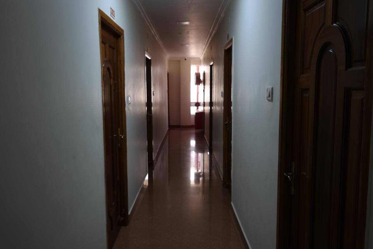 Sakthi Guest House 퐁디셰리 외부 사진